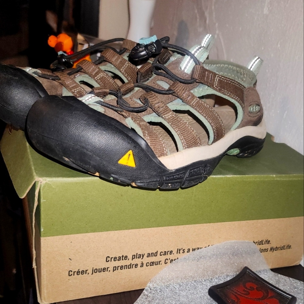 Keen Newport H2 Waterproof Sandals